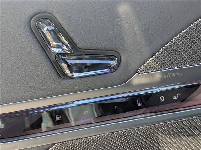 New 2026 BMW 750e xDrive image 4