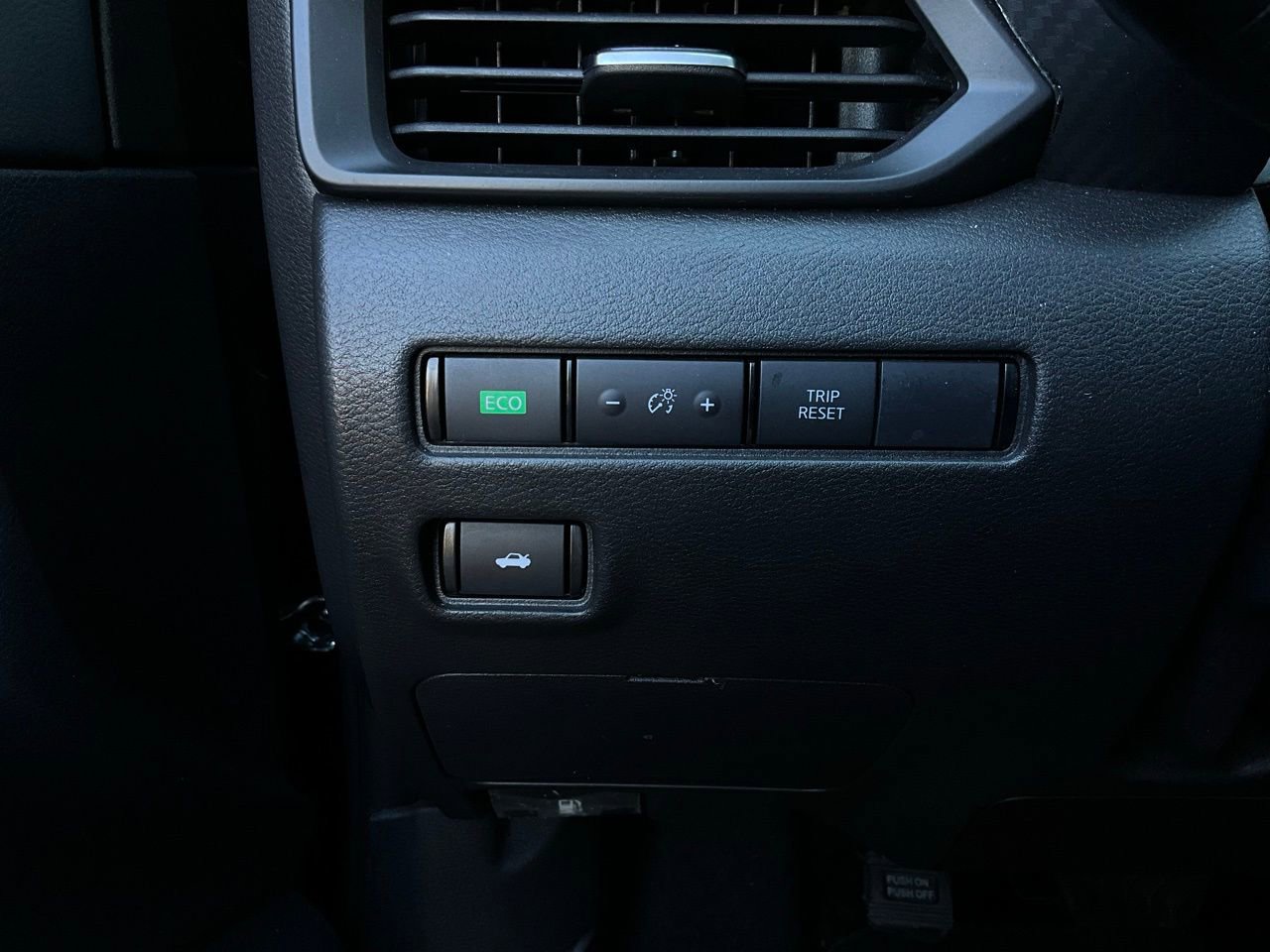 Used 2025 Nissan Sentra S image 20