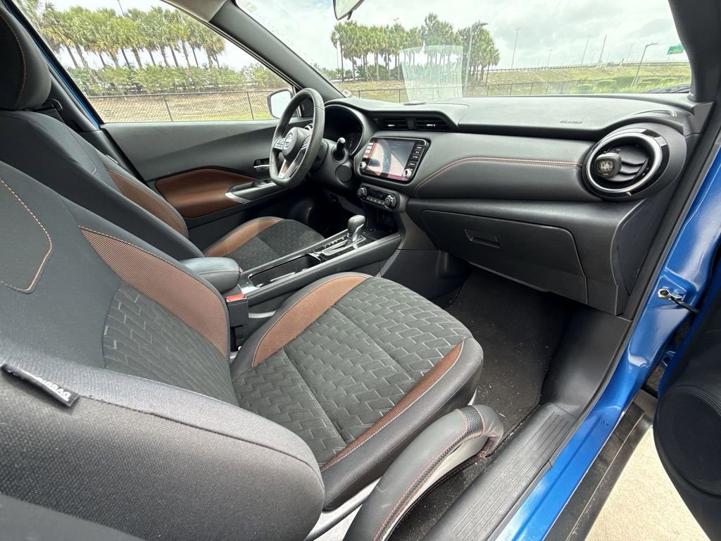 Used 2022 Nissan Kicks SR image 15