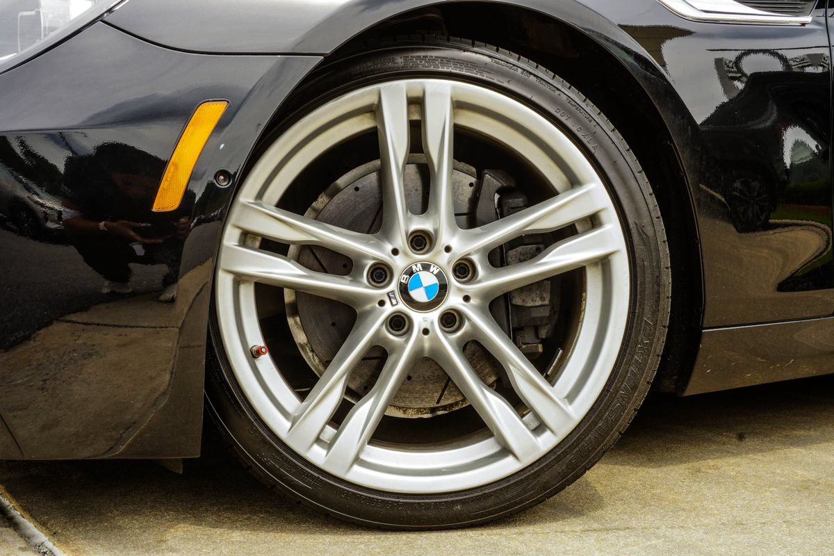 Used 2014 BMW 650i Convertible RWD image 3