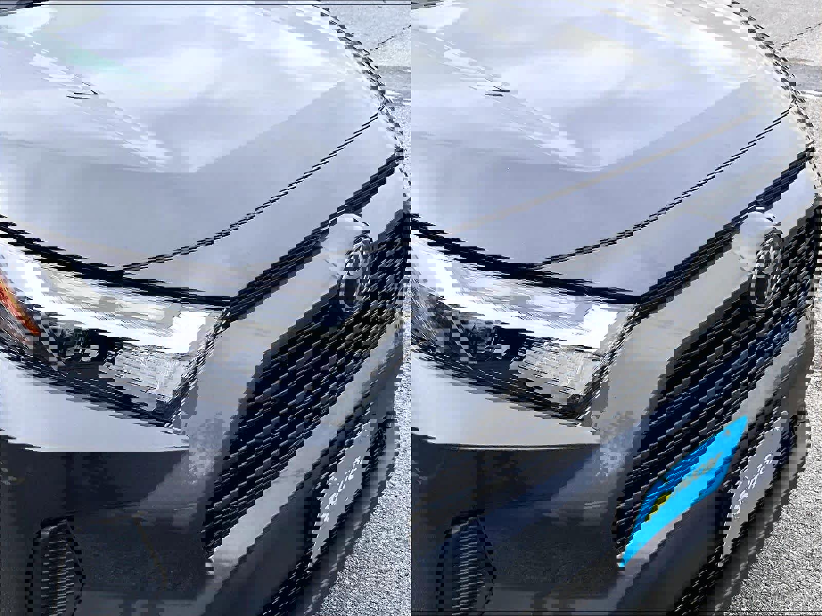 Used 2025 Toyota RAV4 XLE image 32