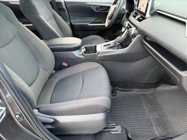 Certified 2024 Toyota RAV4 LE FWD image 21