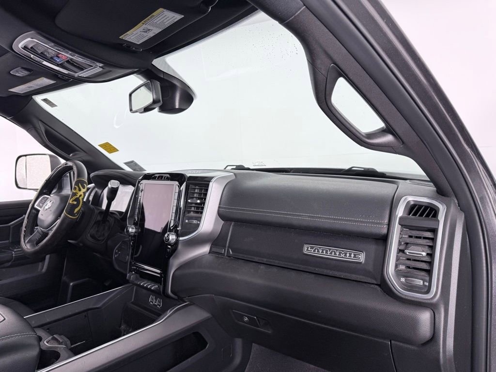 Used 2021 RAM 2500 Laramie w/ Night Edition image 25