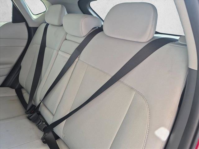Used 2025 Hyundai Kona SEL FWD image 13
