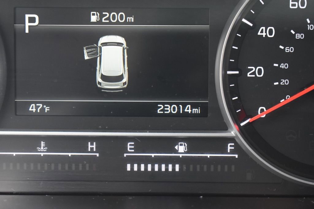 Used 2023 Kia Sorento LX FWD image 27