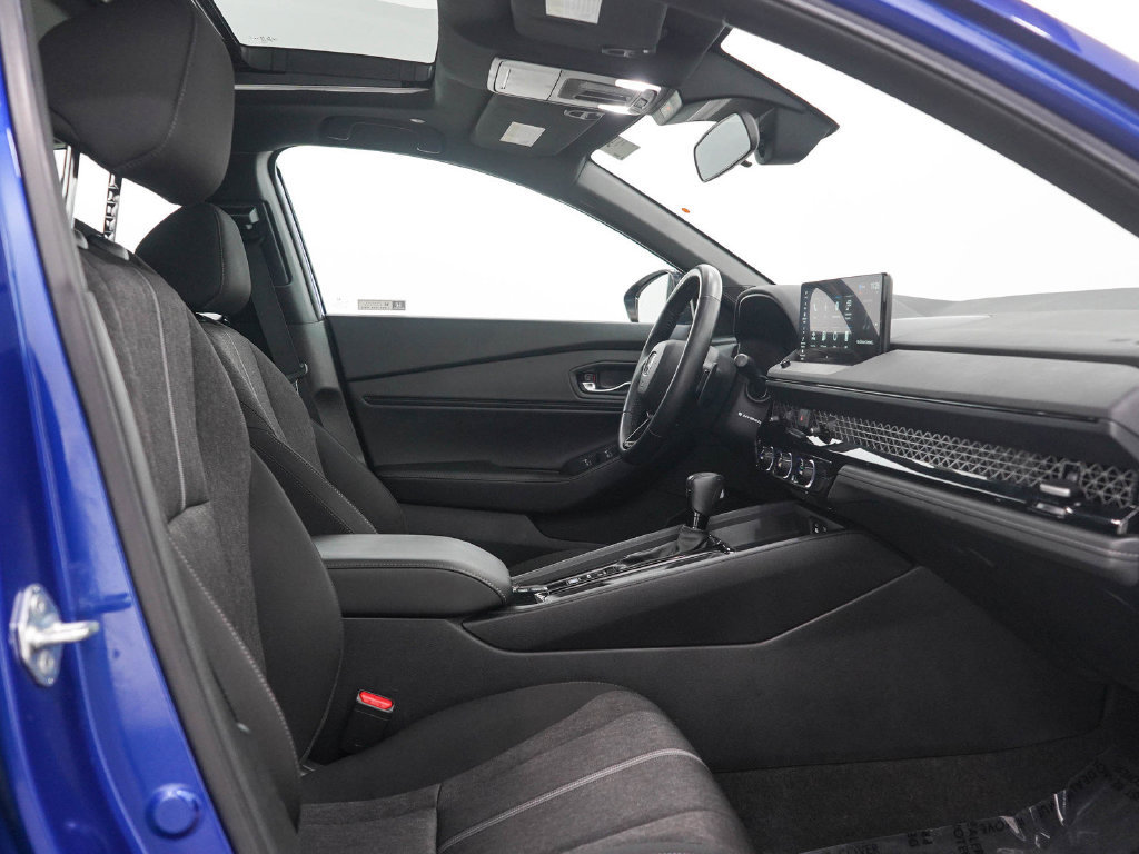Used 2023 Honda Accord Sport image 11