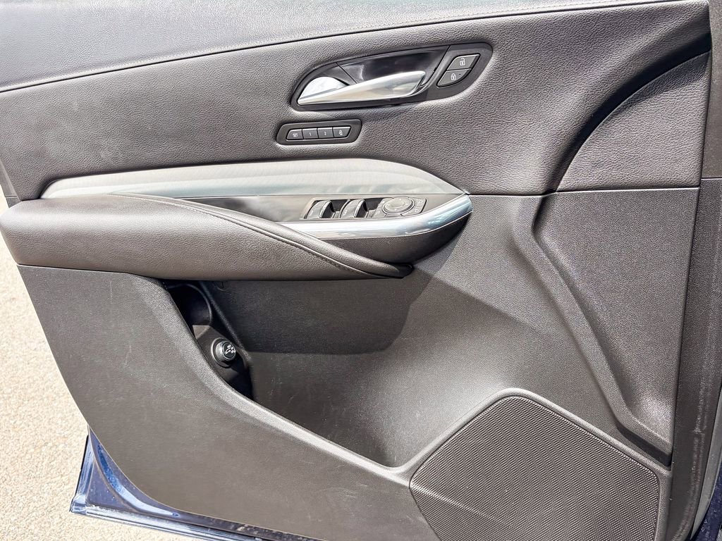 Used 2020 Cadillac XT4 Premium Luxury FWD image 42