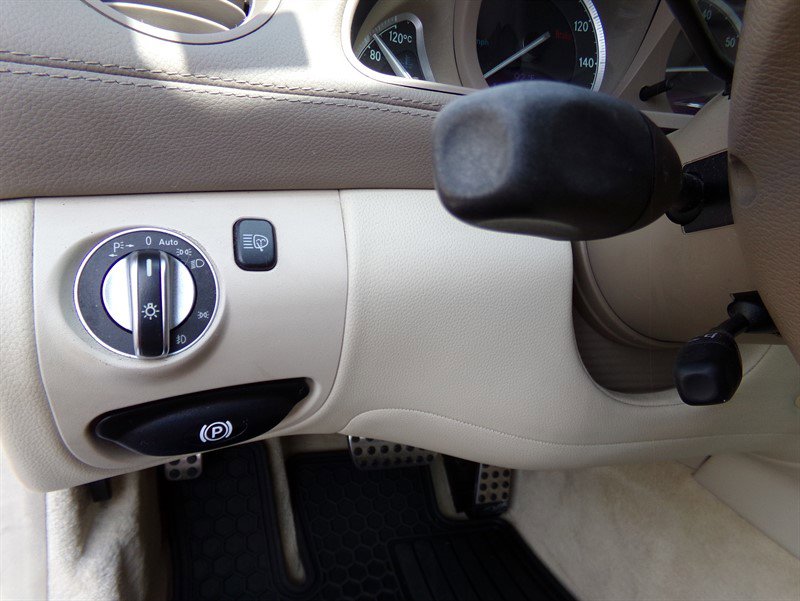 Used 2007 Mercedes-Benz SL 550 image 33