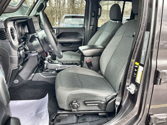 Used 2025 Jeep Wrangler Unlimited Sahara image 20