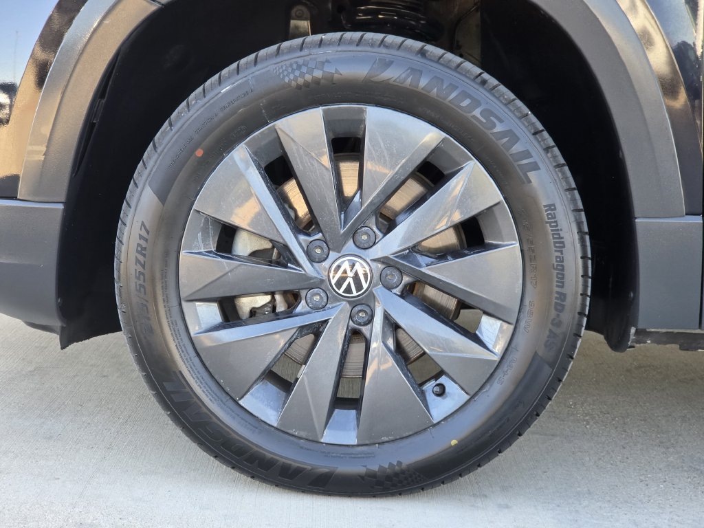 Used 2022 Volkswagen Taos S FWD image 8