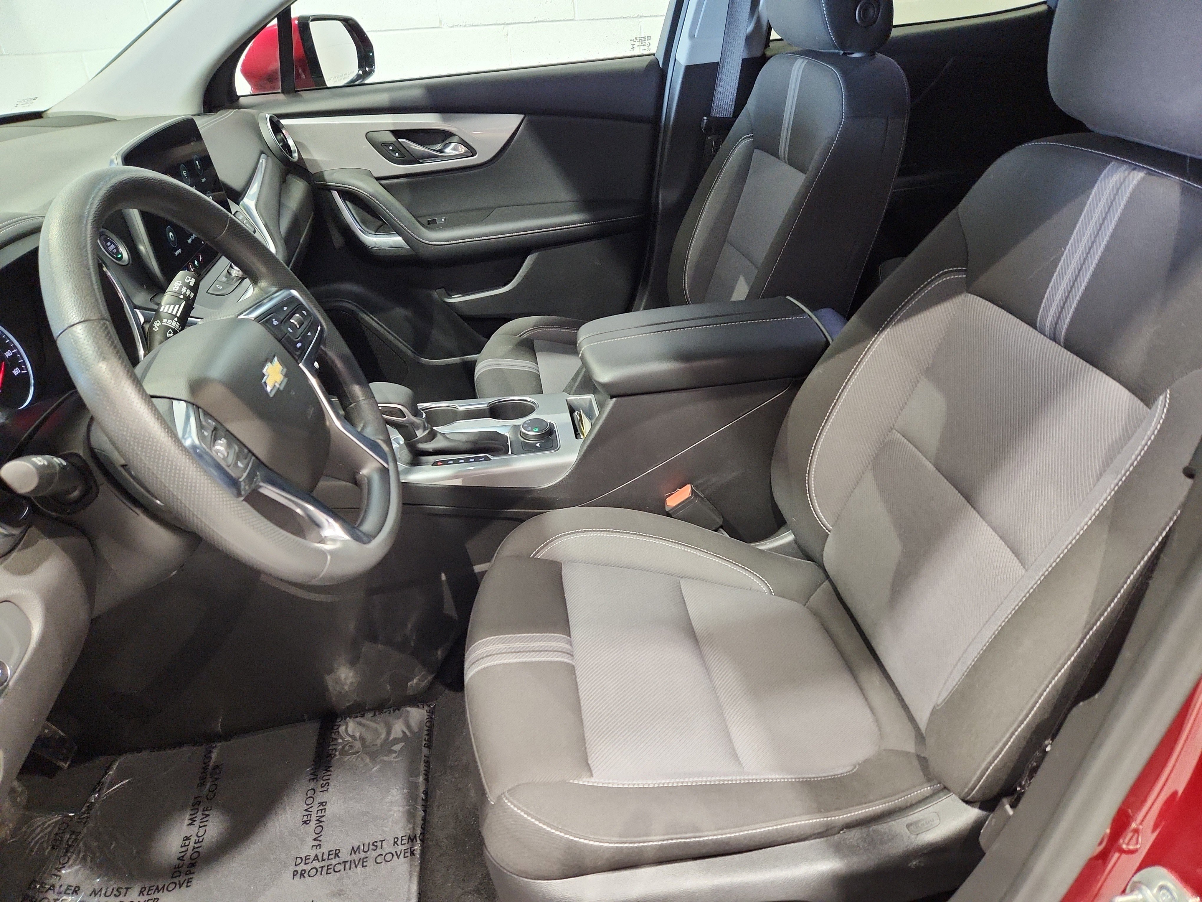 Used 2025 Chevrolet Blazer LT image 16