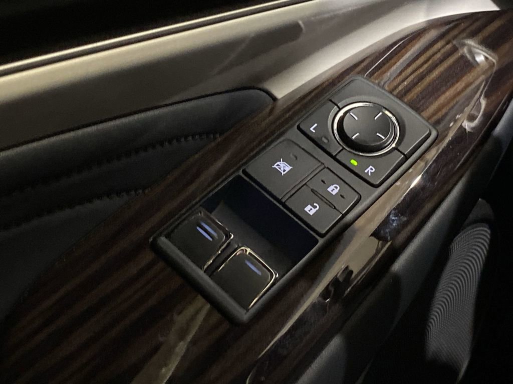 Used 2023 Lexus RC 350 image 8