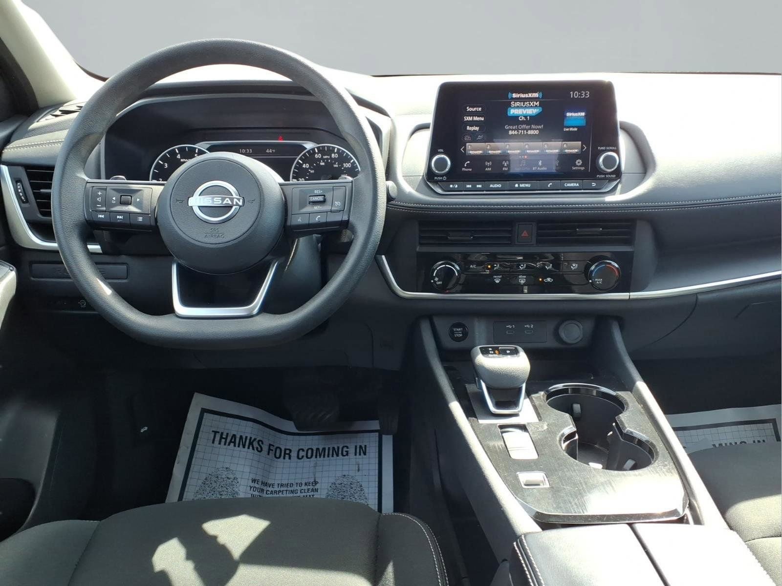Used 2024 Nissan Rogue S FWD image 4