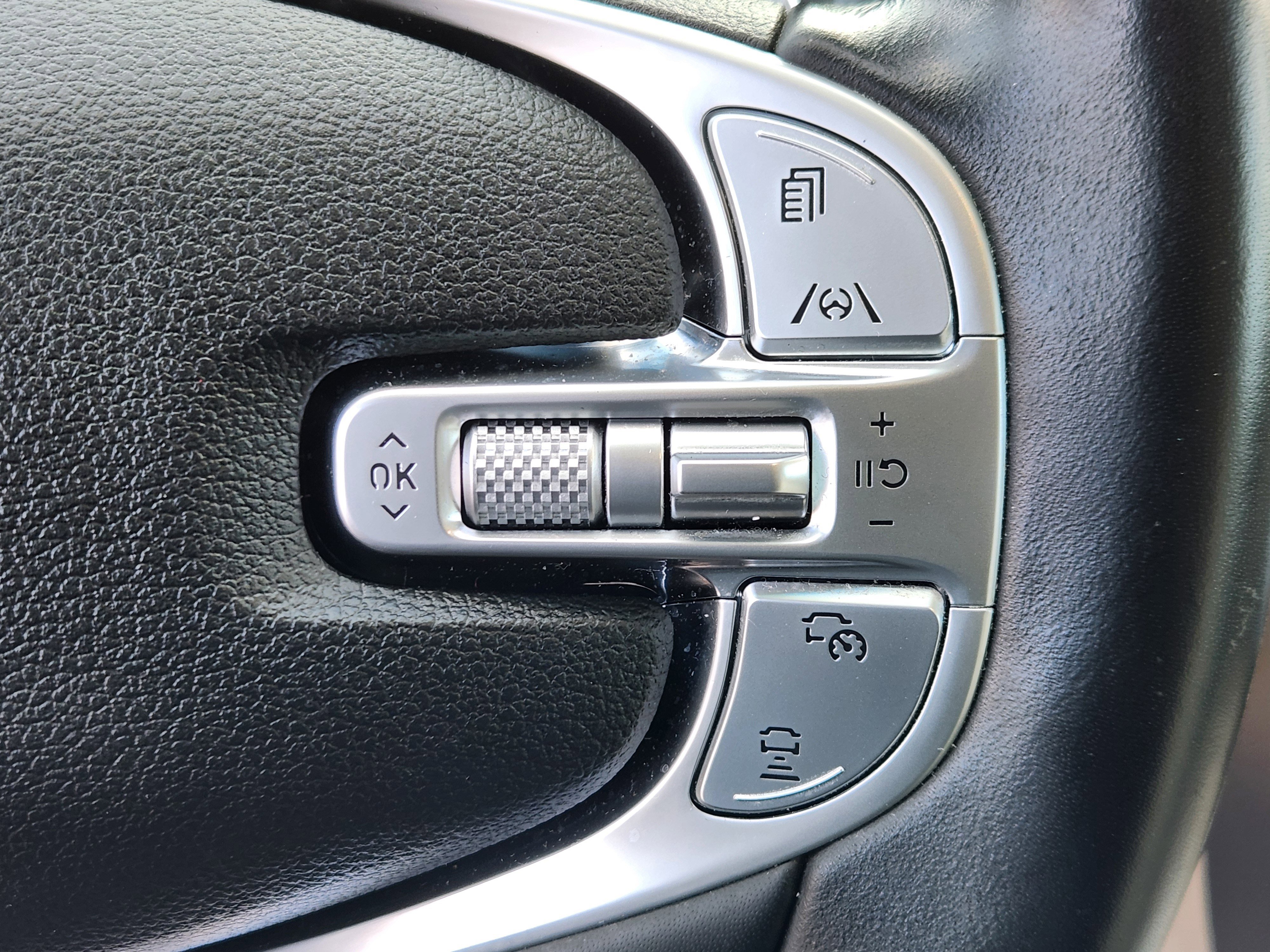 Used 2023 Genesis GV80 2.5T image 25