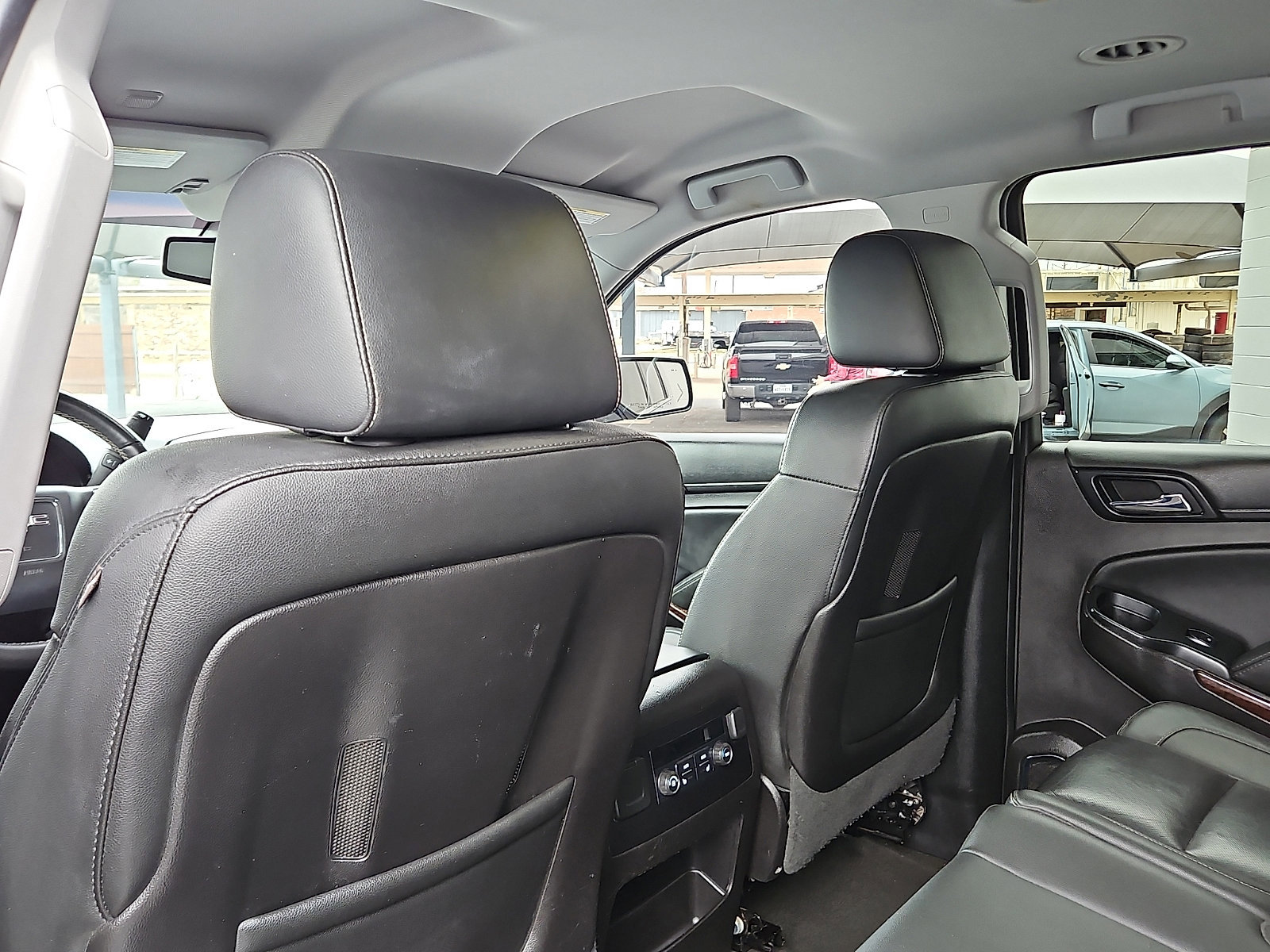 Used 2016 GMC Yukon SLT image 6