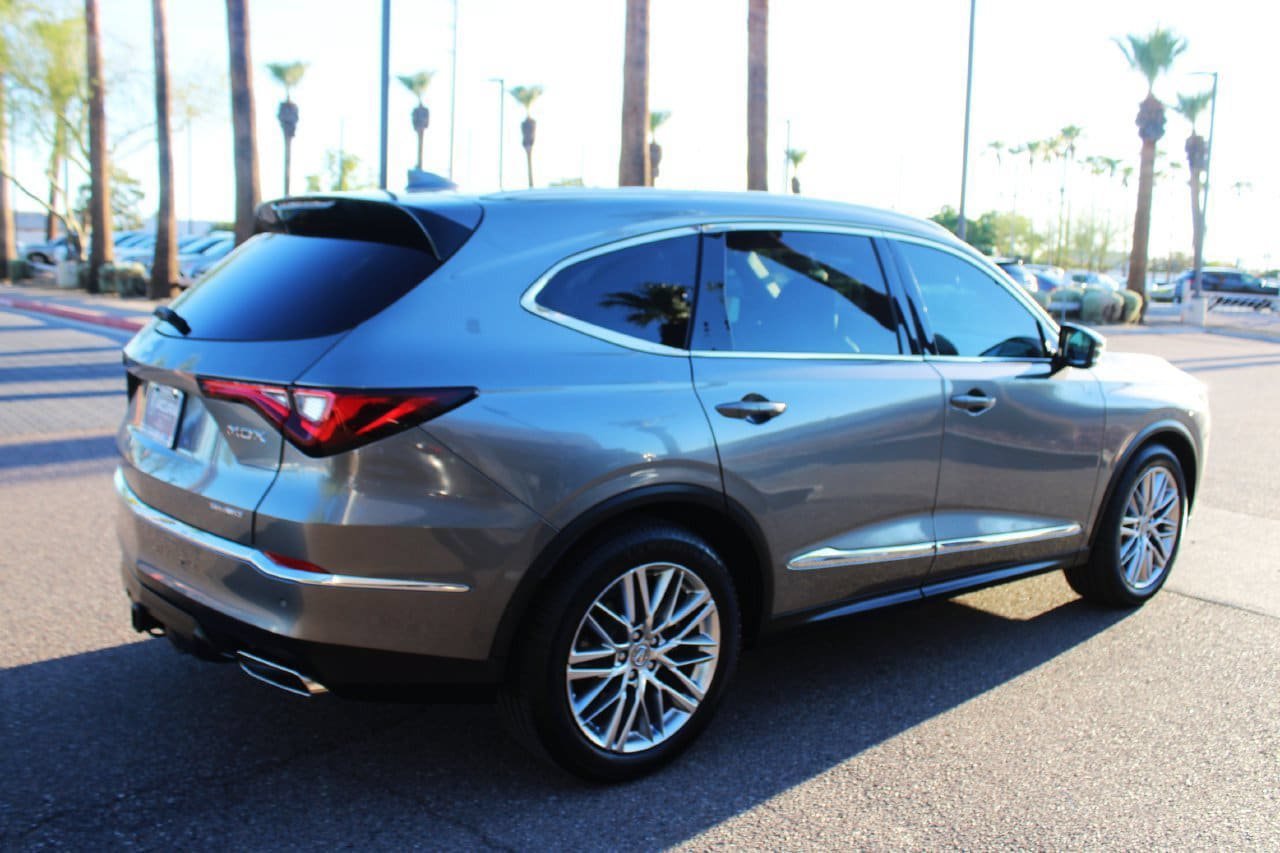 Certified 2023 Acura MDX w/ Advance Package AWD/4WD image 4