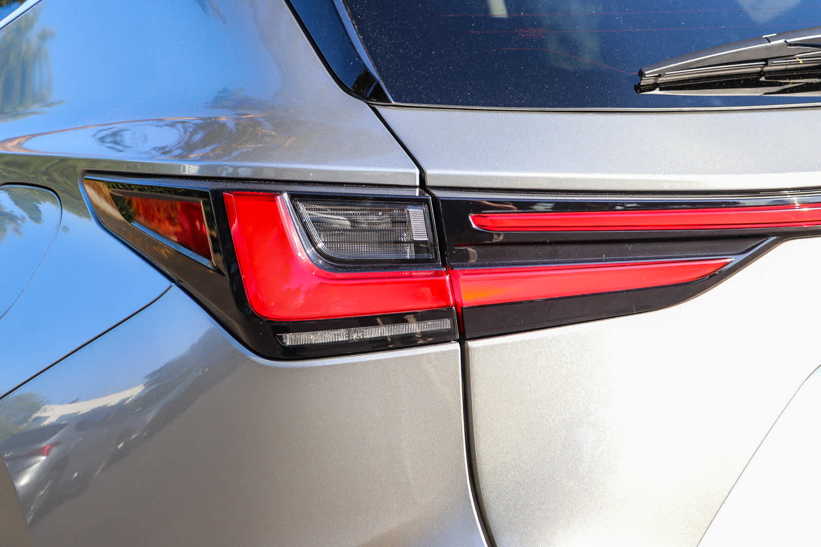 Used 2024 Lexus NX 250 FWD image 9