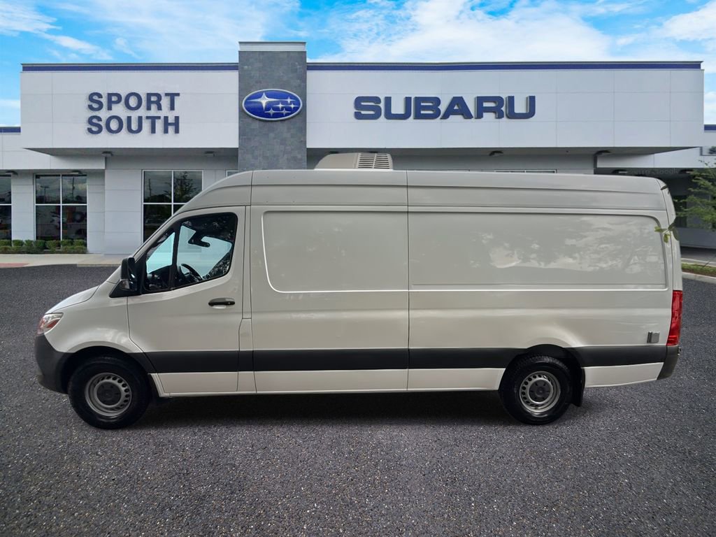 Used 2021 Mercedes-Benz Sprinter 2500 image 7
