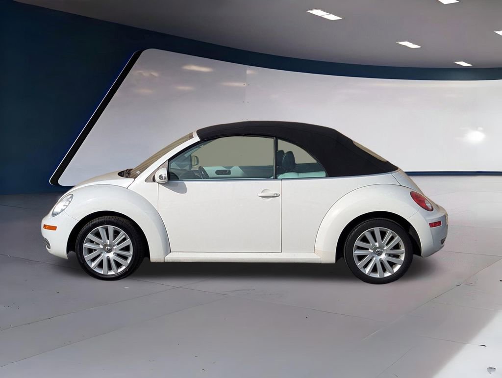 Used 2009 Volkswagen Beetle S image 3