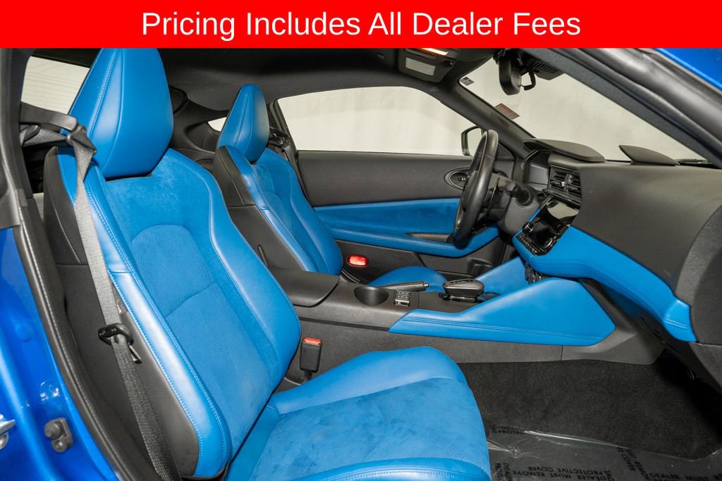 Certified 2025 Nissan Z Performance w/ Floor Mat Package RWD image 10