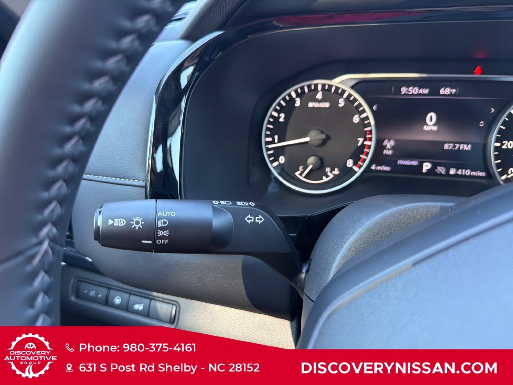 New 2026 Nissan Pathfinder SV w/ SV Premium Package FWD image 23