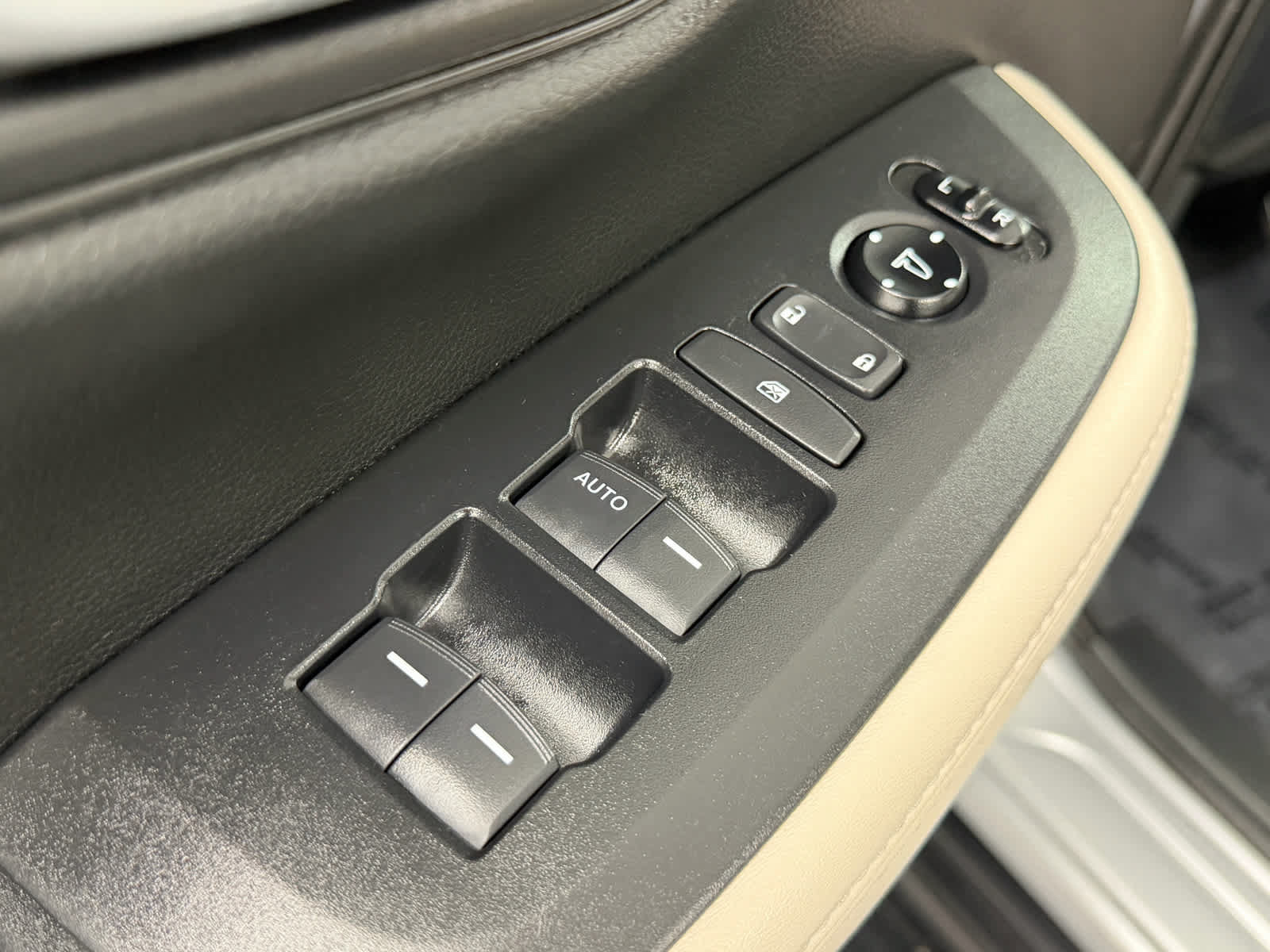 Used 2026 Honda HR-V LX image 18