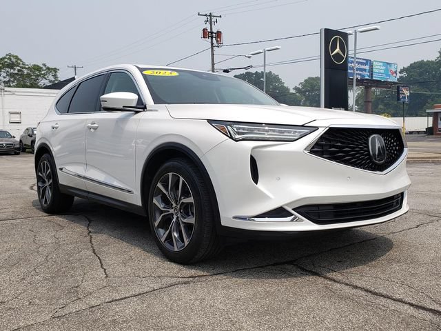 Used 2023 Acura MDX SH-AWD w/ Technology Package image 4