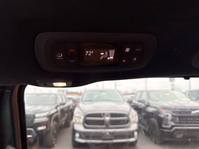 Used 2021 Chrysler Pacifica Pinnacle image 27