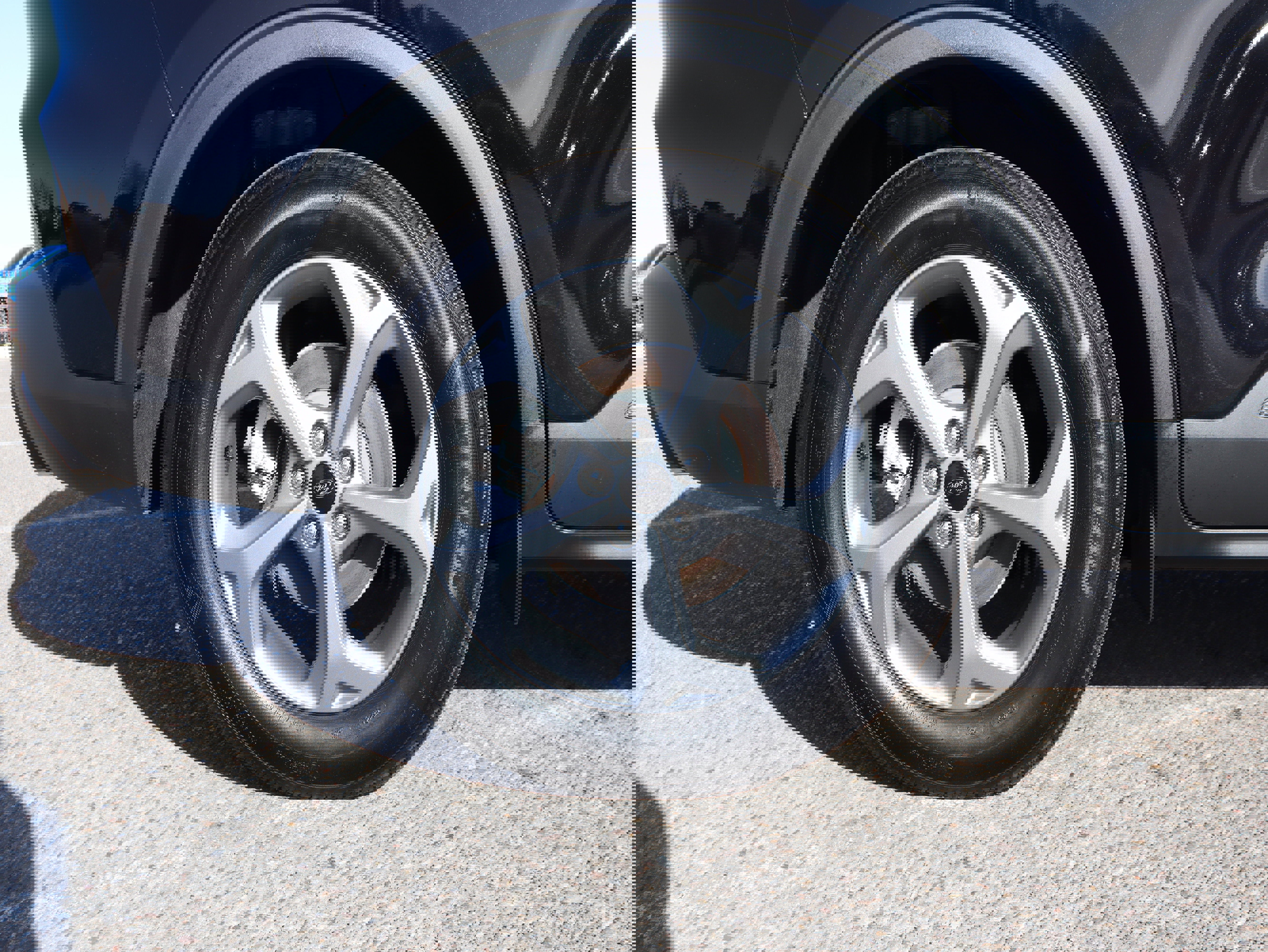 New 2025 Ford Escape ST-Line w/ Equipment Group 301A image 12