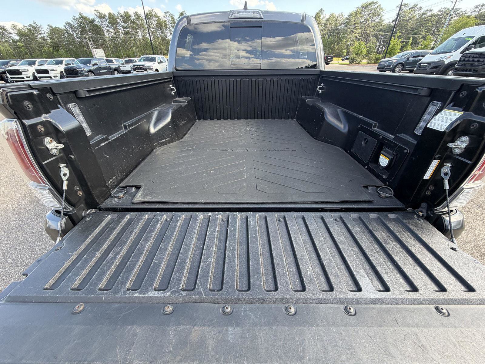 Used 2021 Toyota Tacoma TRD Sport AWD/4WD image 20