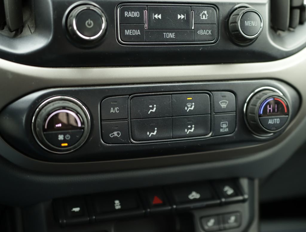 Used 2017 Chevrolet Colorado Z71 image 16