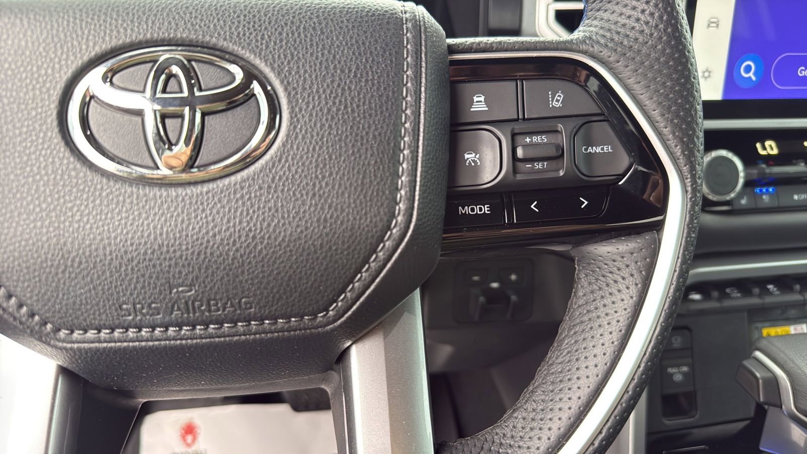 Used 2023 Toyota Tundra Platinum AWD/4WD image 14