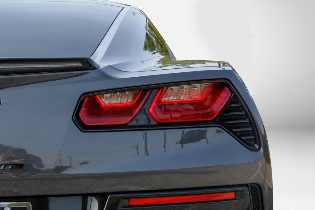 Used 2017 Chevrolet Corvette Stingray Coupe w/ Carbon Flash Badge Package RWD image 42