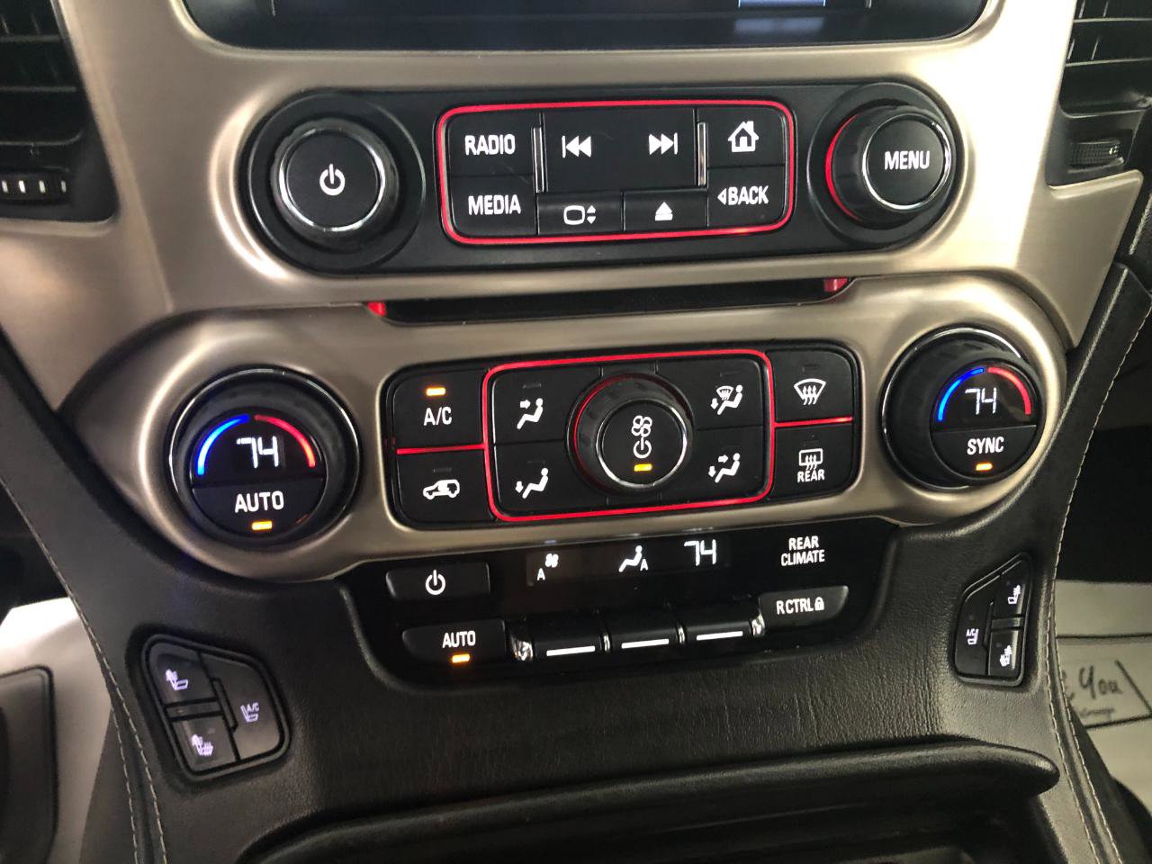 Used 2016 GMC Yukon XL Denali w/ Open Road Package AWD/4WD image 16