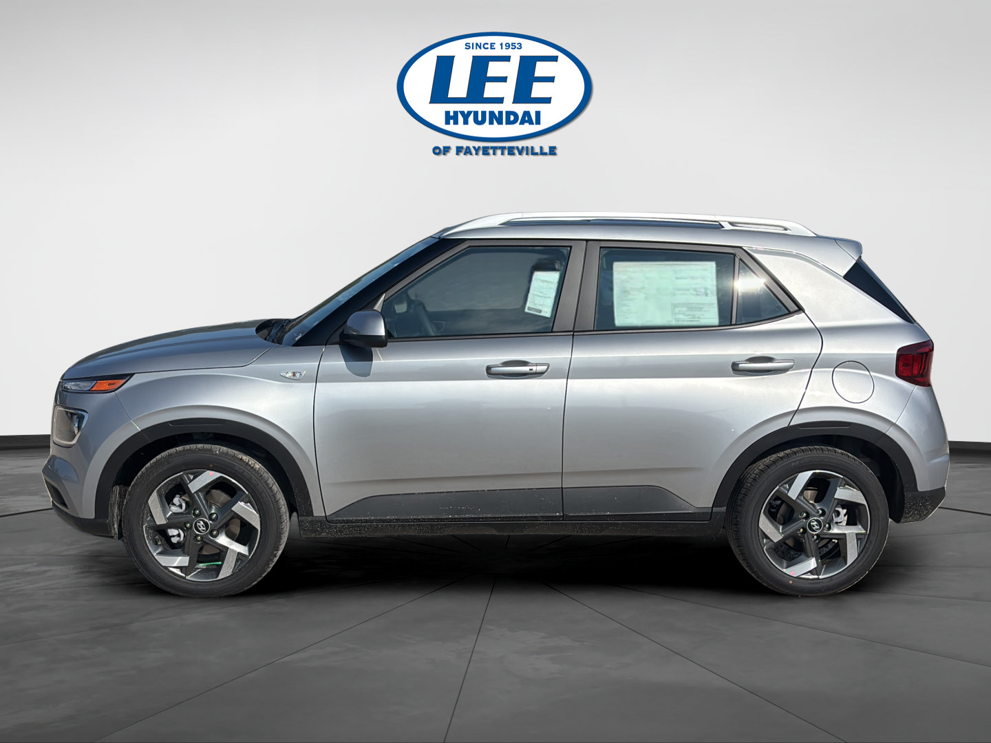 New 2026 Hyundai Venue SEL FWD image 6