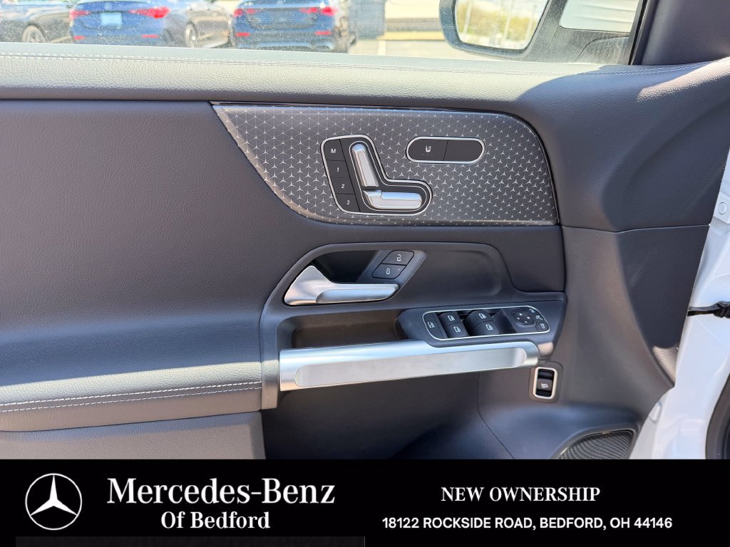 New 2026 Mercedes-Benz GLB 250 4MATIC image 8
