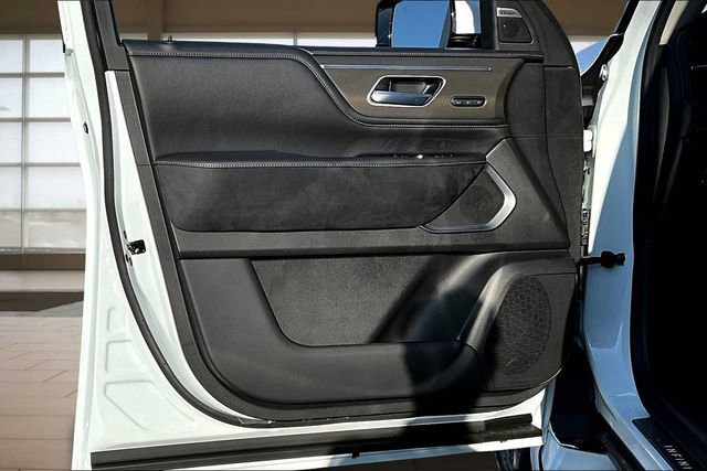 New 2026 INFINITI QX80 Luxe image 23