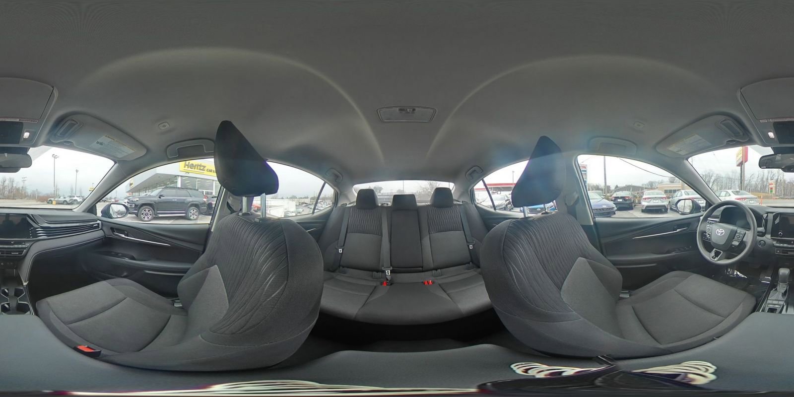 Used 2025 Toyota Camry LE image 42