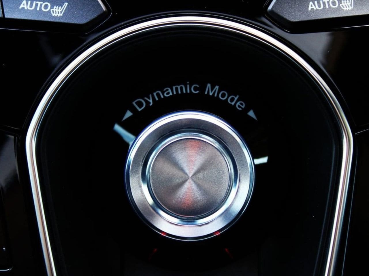 Used 2025 Acura RDX SH-AWD image 25