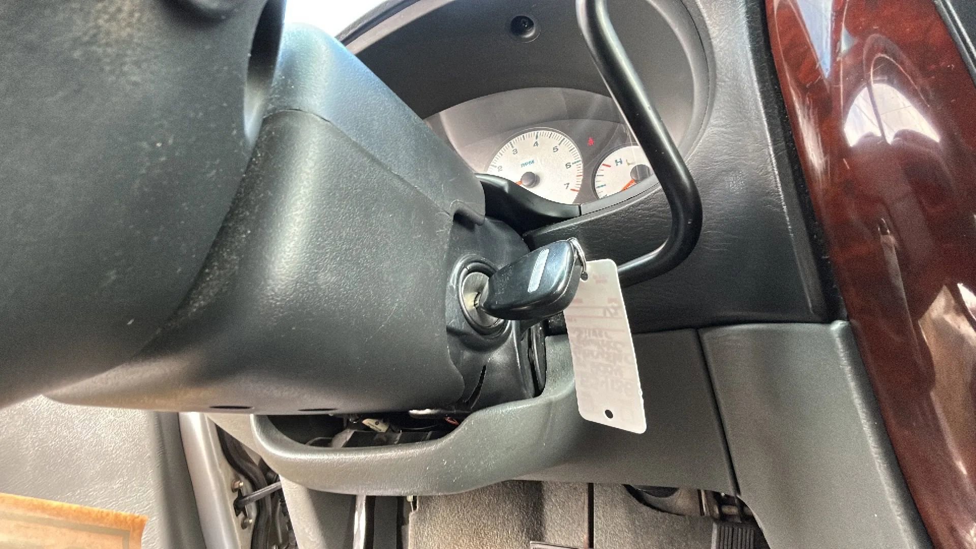 Used 2004 Chrysler Town & Country Touring FWD image 26