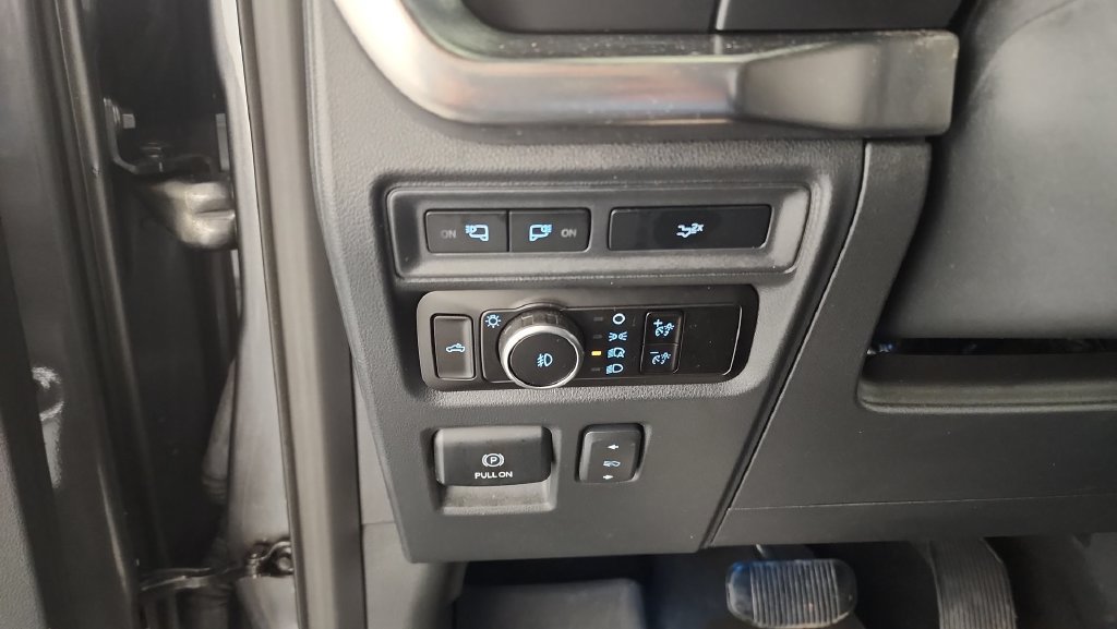 Used 2023 Ford F150 Lariat w/ Equipment Group 502A High AWD/4WD image 27