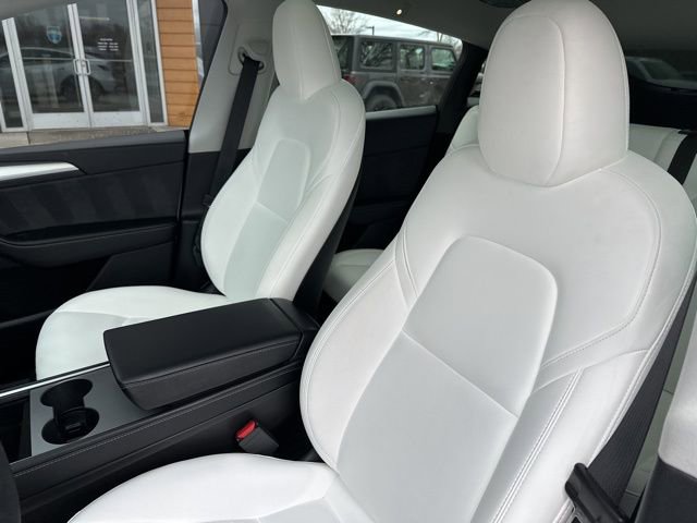 Used 2024 Tesla Model Y Long Range image 21