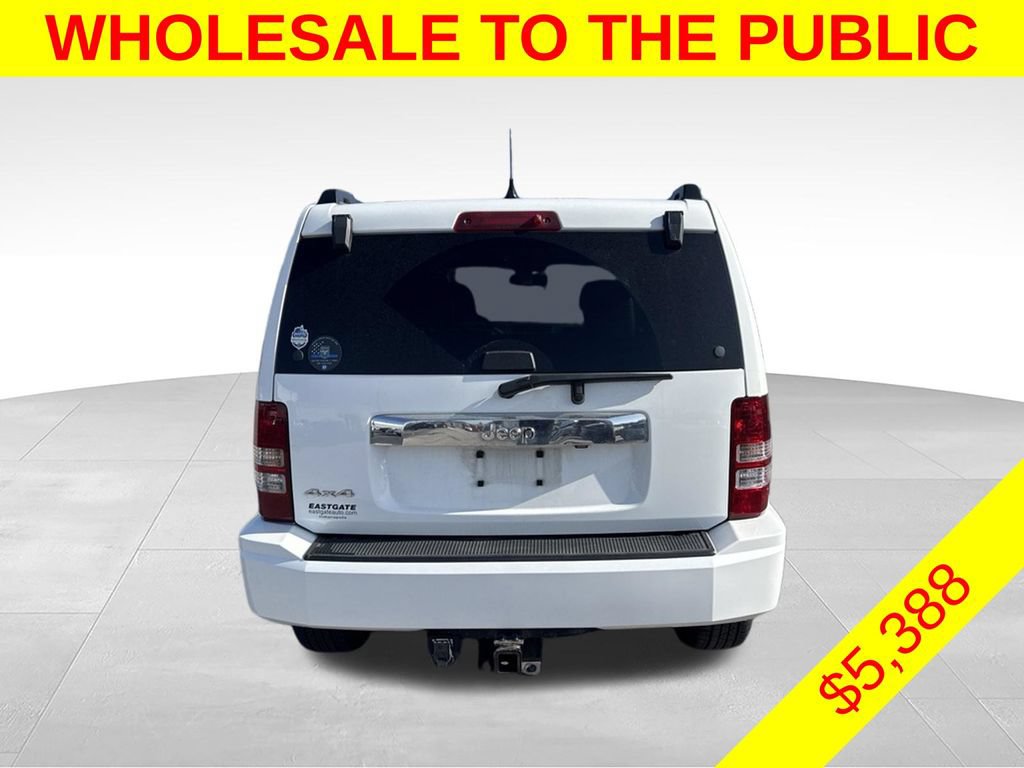 Used 2012 Jeep Liberty Sport AWD/4WD image 6