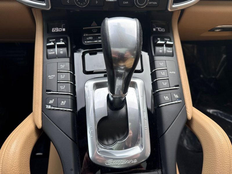 Used 2016 Porsche Cayenne image 27