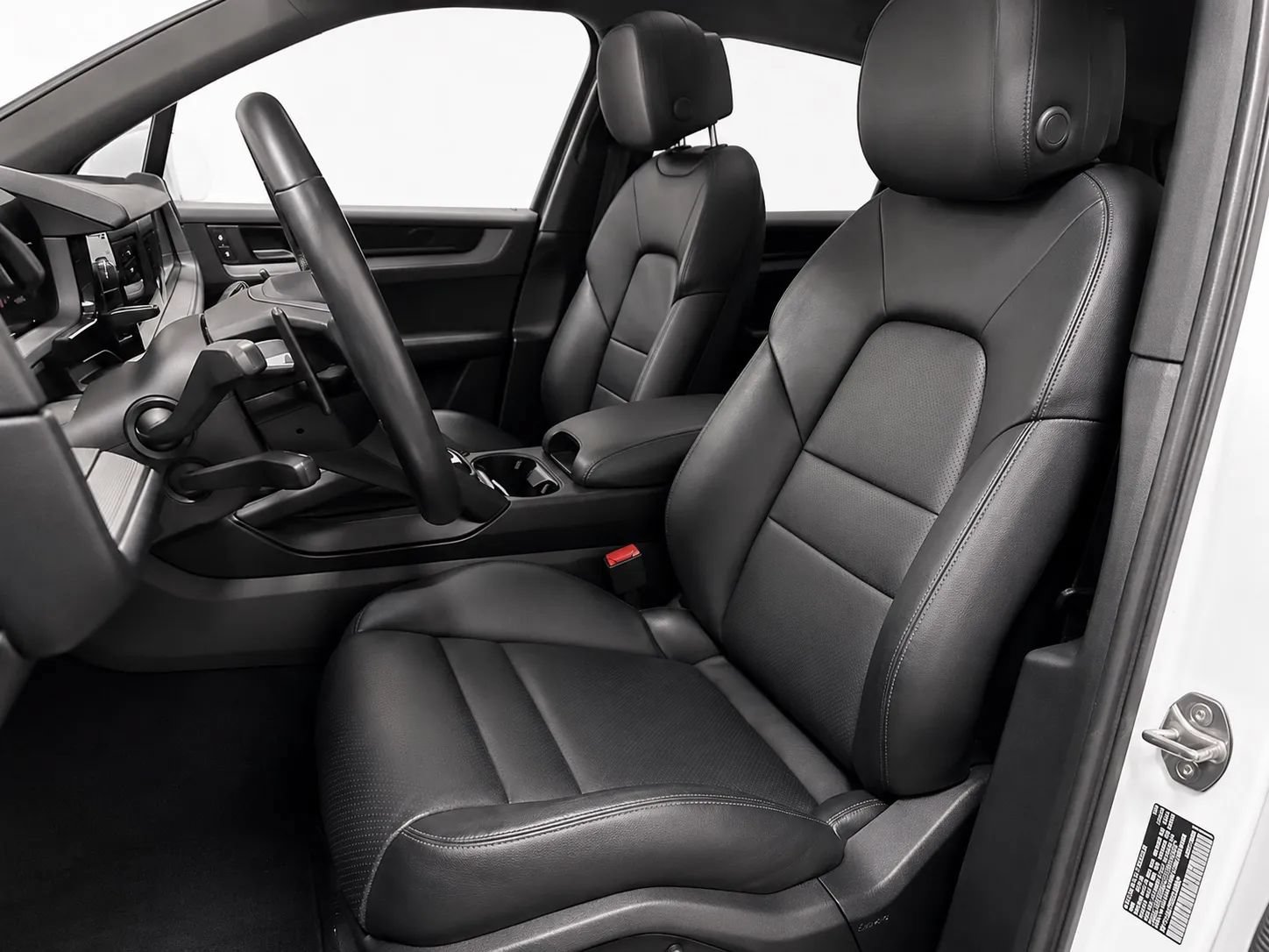 Used 2024 Porsche Cayenne S AWD/4WD image 12