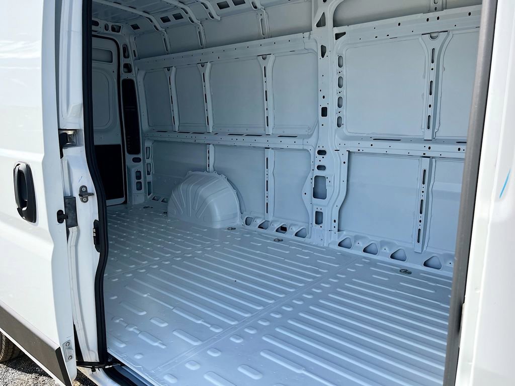 New 2026 RAM ProMaster 3500 w/ Convenience Group image 23