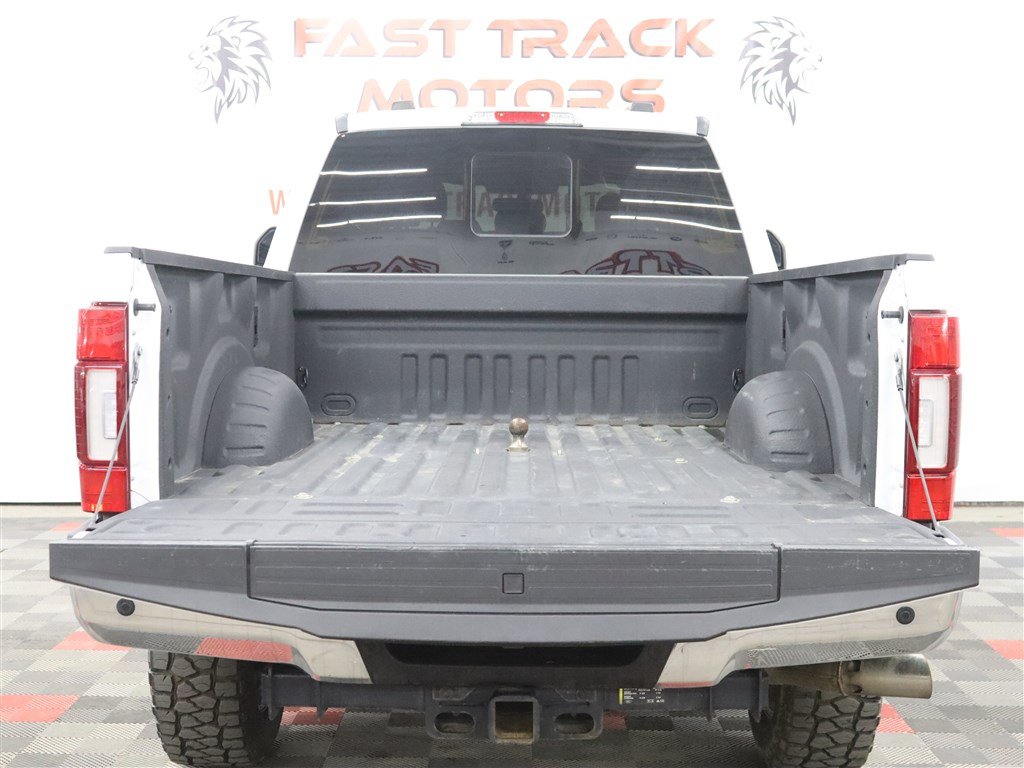 Used 2022 Ford F350 Lariat w/ Lariat Ultimate Package AWD/4WD image 6