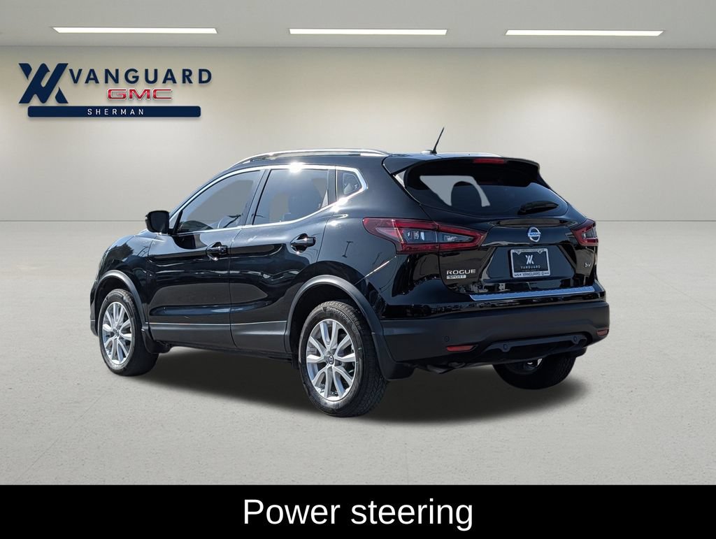 Used 2022 Nissan Rogue Sport SV FWD image 5