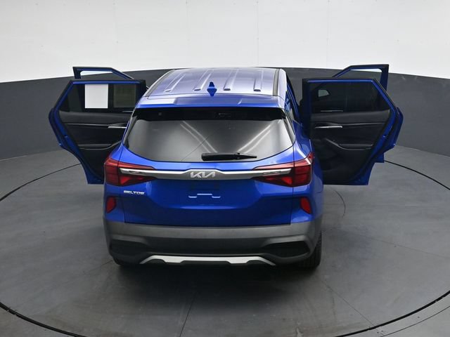 Used 2023 Kia Seltos LX AWD/4WD image 41