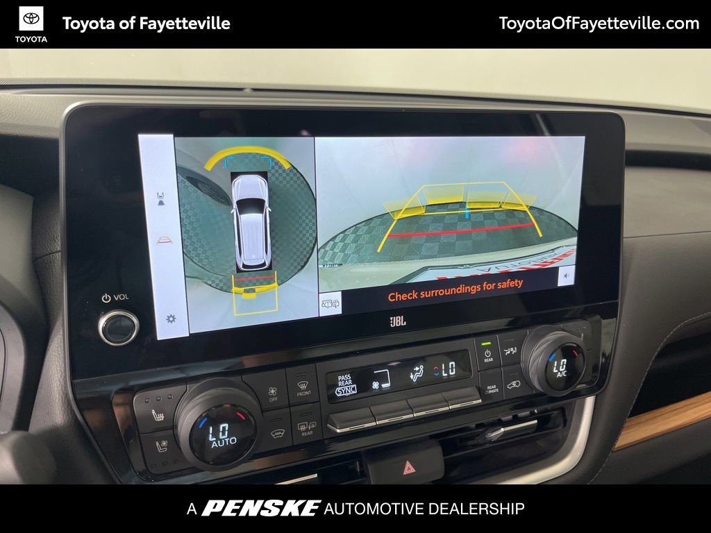 Used 2024 Toyota Grand Highlander Limited image 32